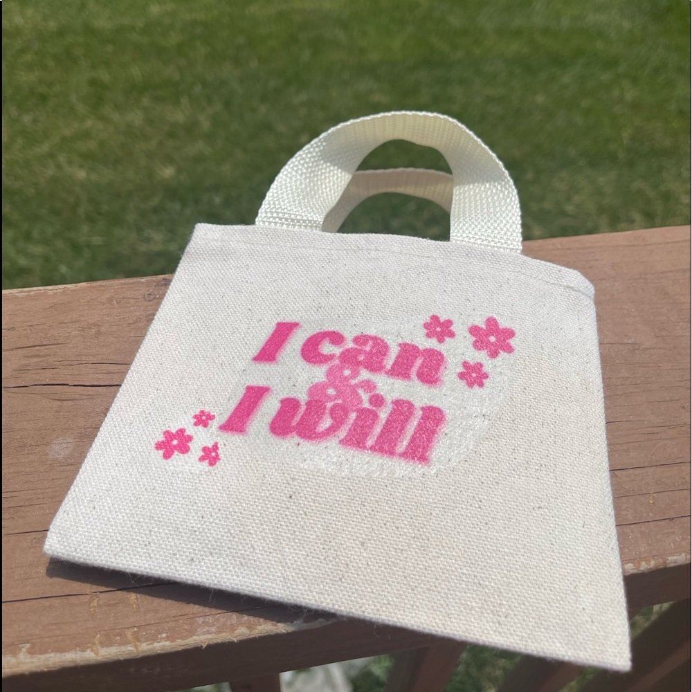 TINY TOTE